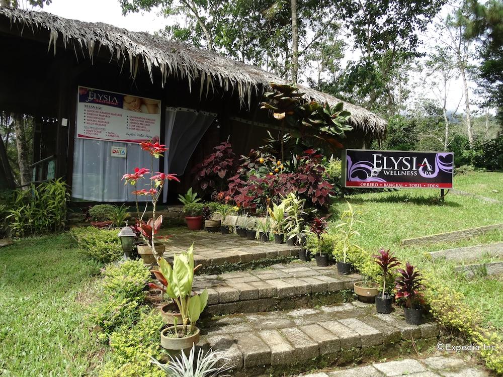 Eden Nature Park&Resort Davao Stadt Exterior foto