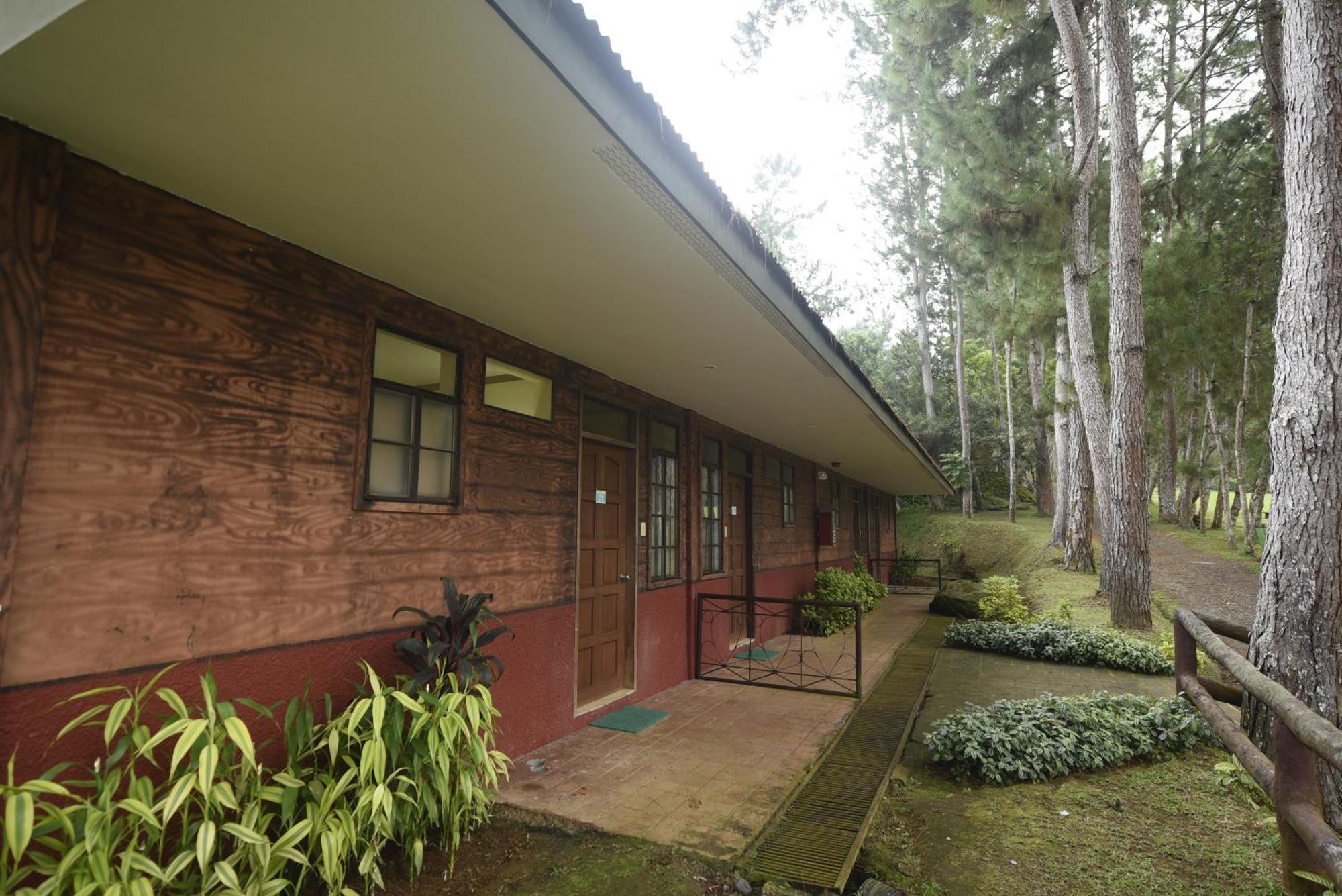 Eden Nature Park&Resort Davao Stadt Exterior foto