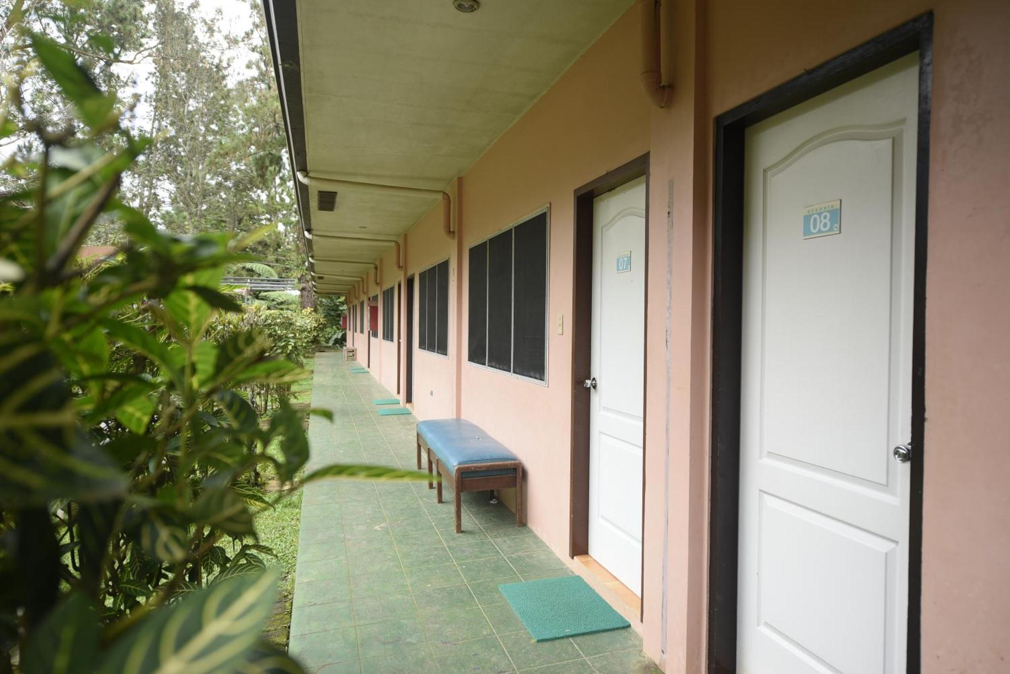 Eden Nature Park&Resort Davao Stadt Exterior foto