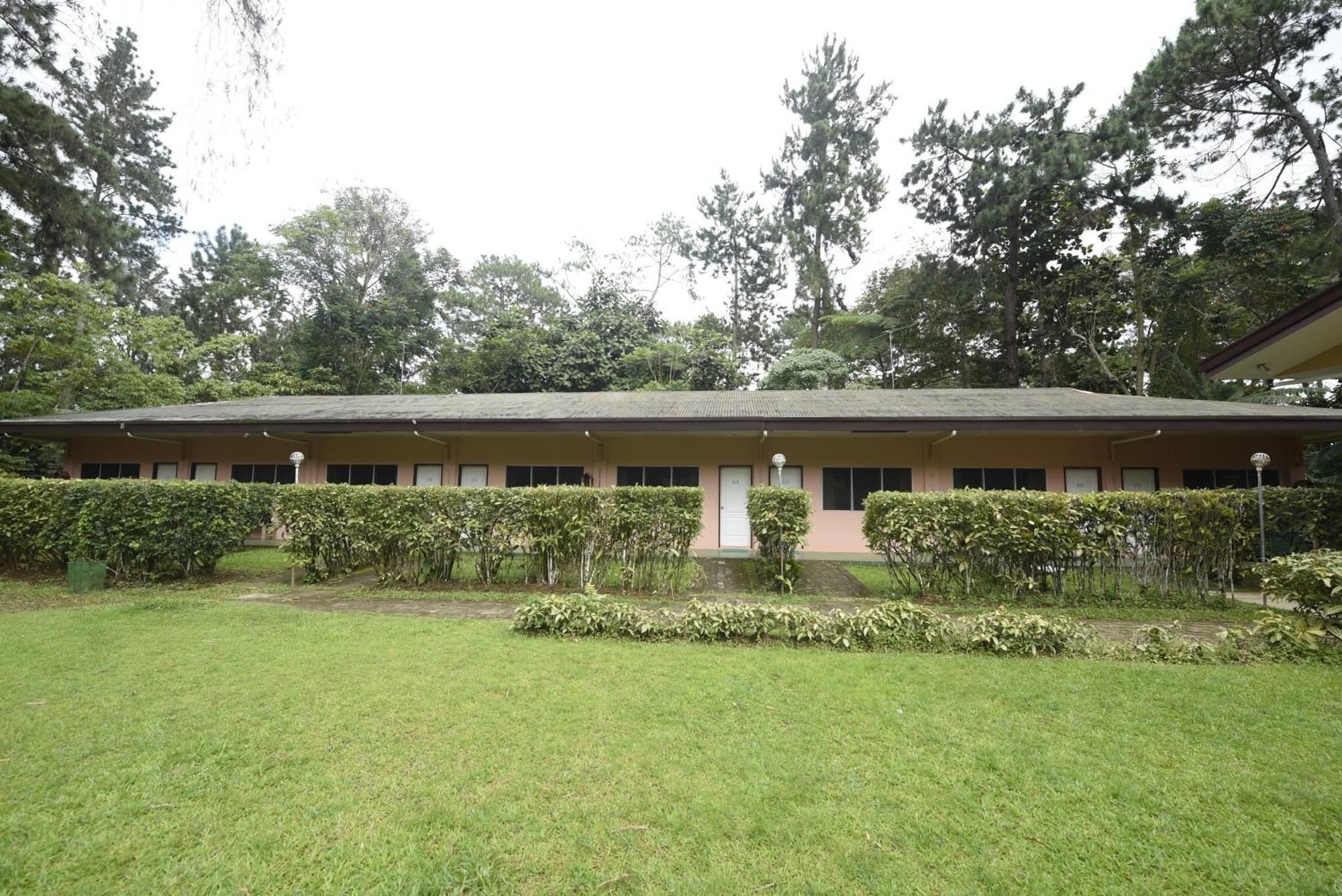Eden Nature Park&Resort Davao Stadt Exterior foto